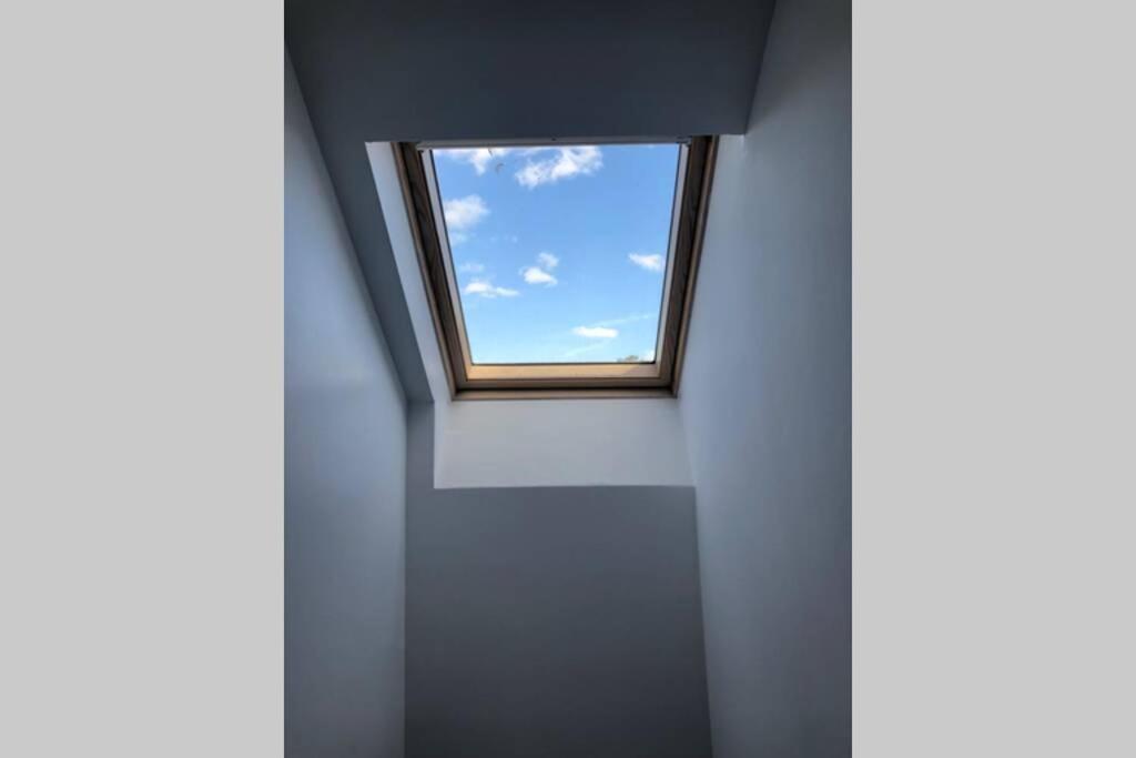 F5 Private Double Room London Exterior photo
