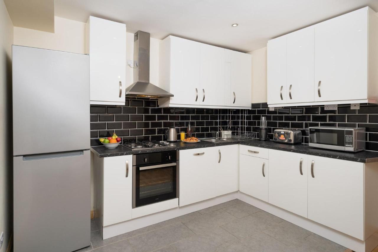 F5 Private Double Room London Exterior photo